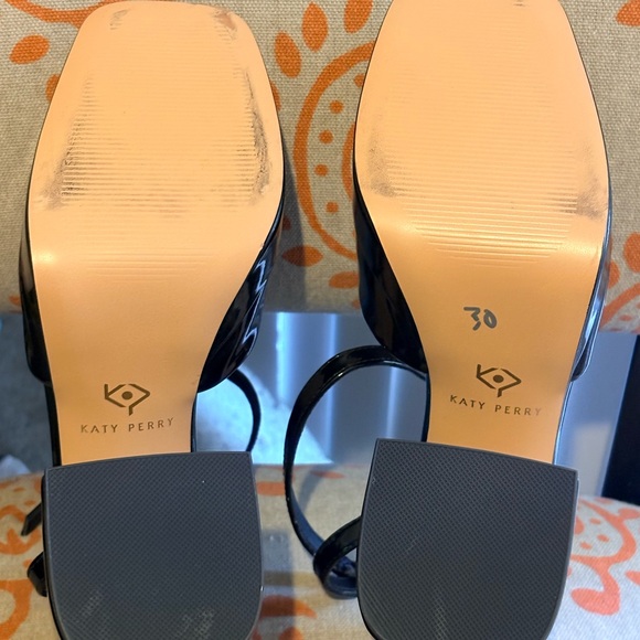 Katy Perry Collections Holographic Glossy Black Platform Sandals - Picture 8 of 8